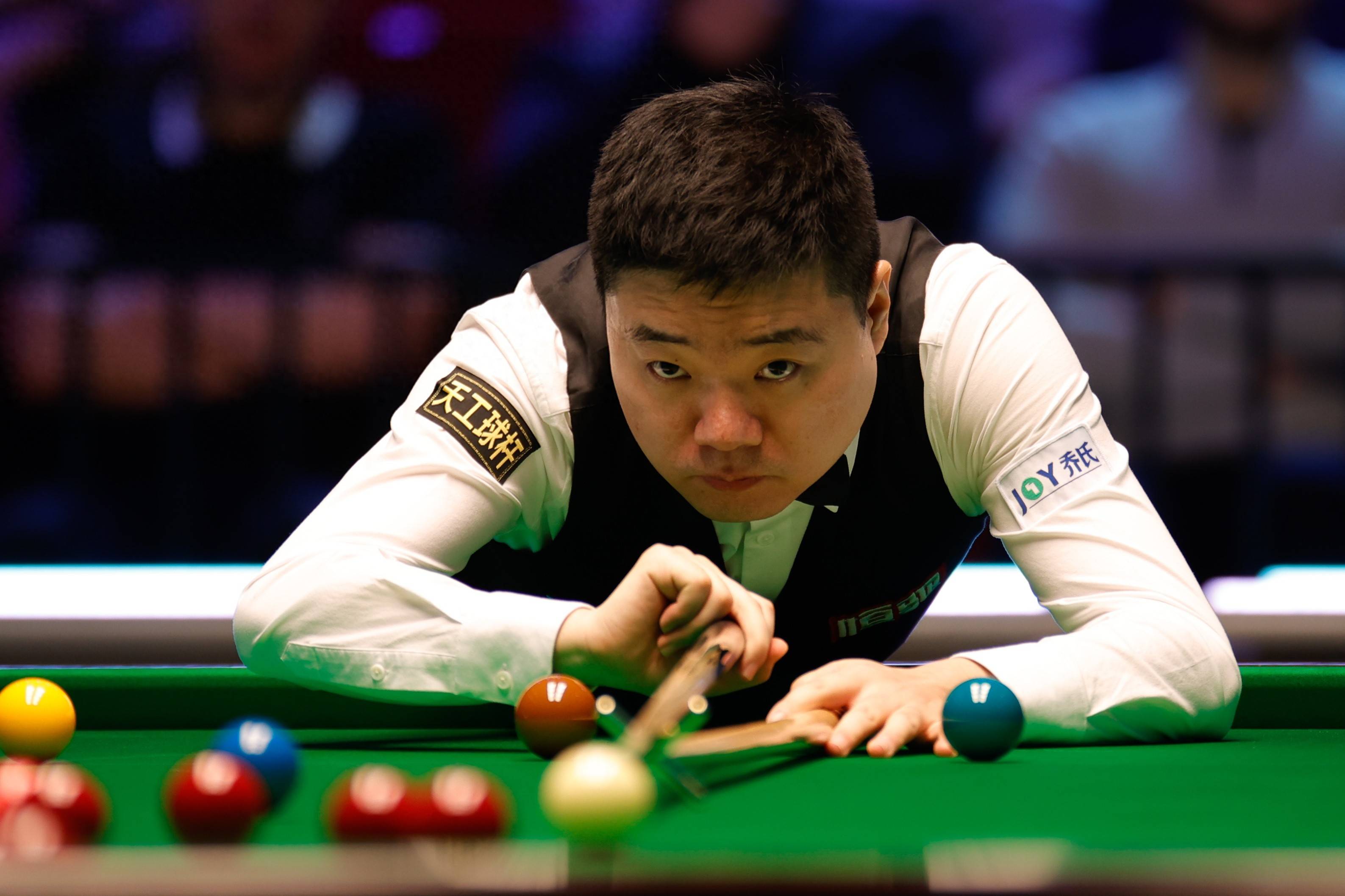 高强度的德 高强度的德