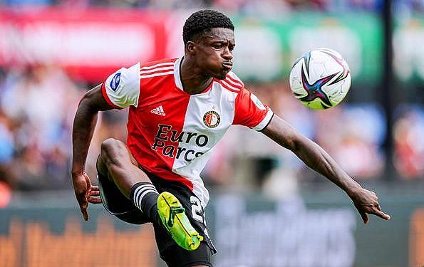 沃克：对利物浦不能再这样踢了，不然要被血虐.